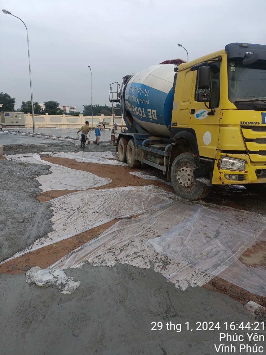 Thi công sân đường chi cục thuế Phúc Yên